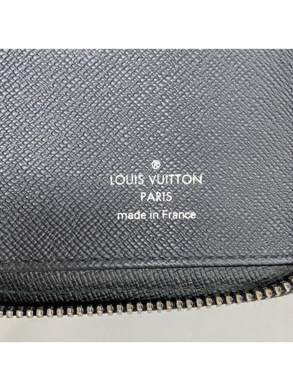 Louis Vuitton Wallet Monogram Eclipse Zippy Vertical Black